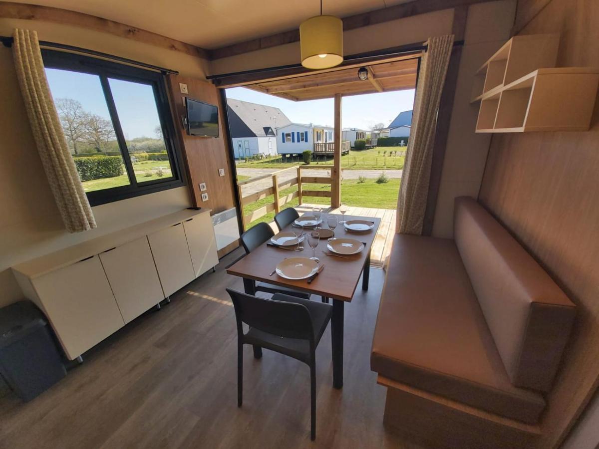 Camping Sainte Mere Eglise Exterior foto