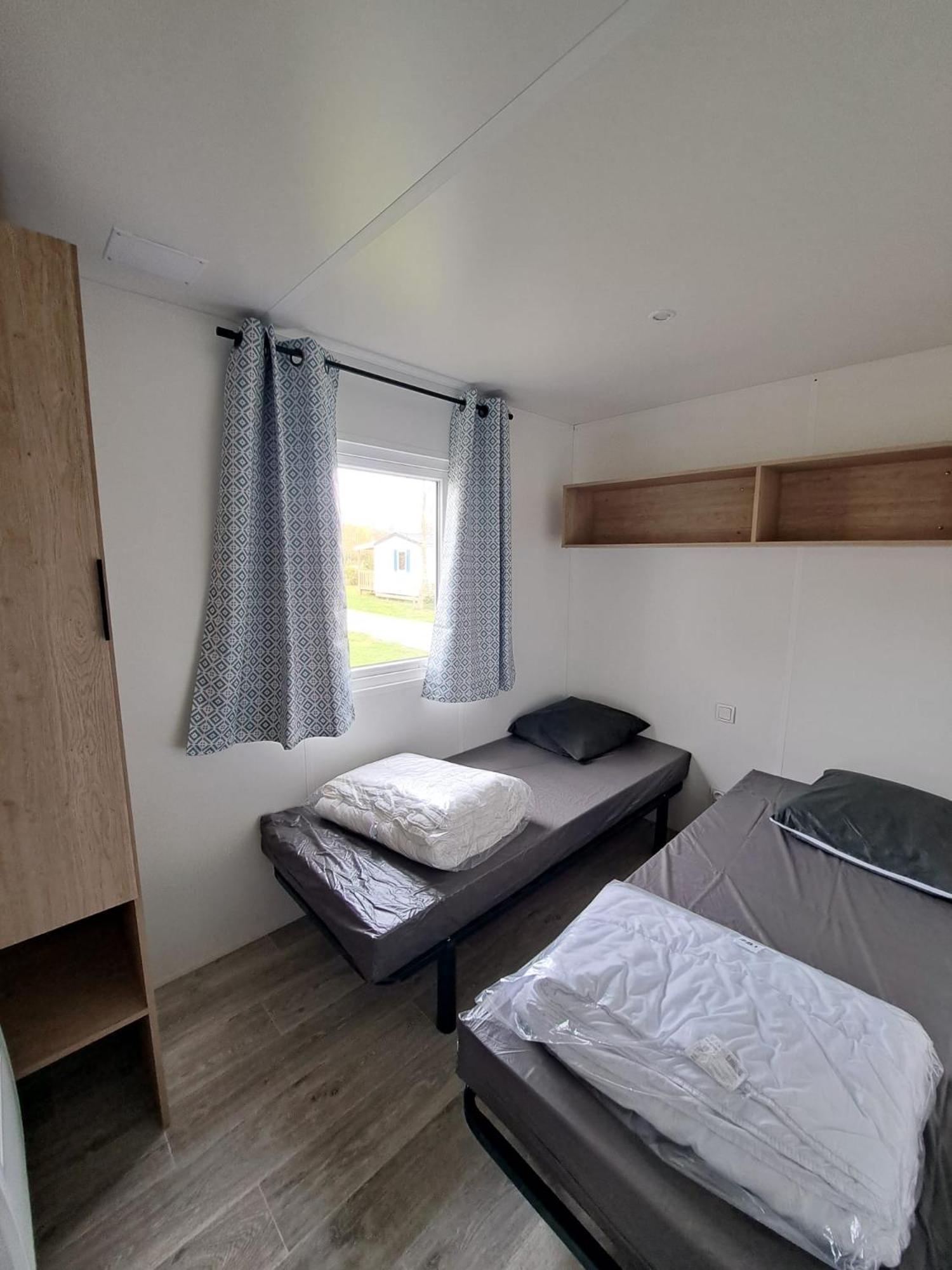 Camping Sainte Mere Eglise Exterior foto
